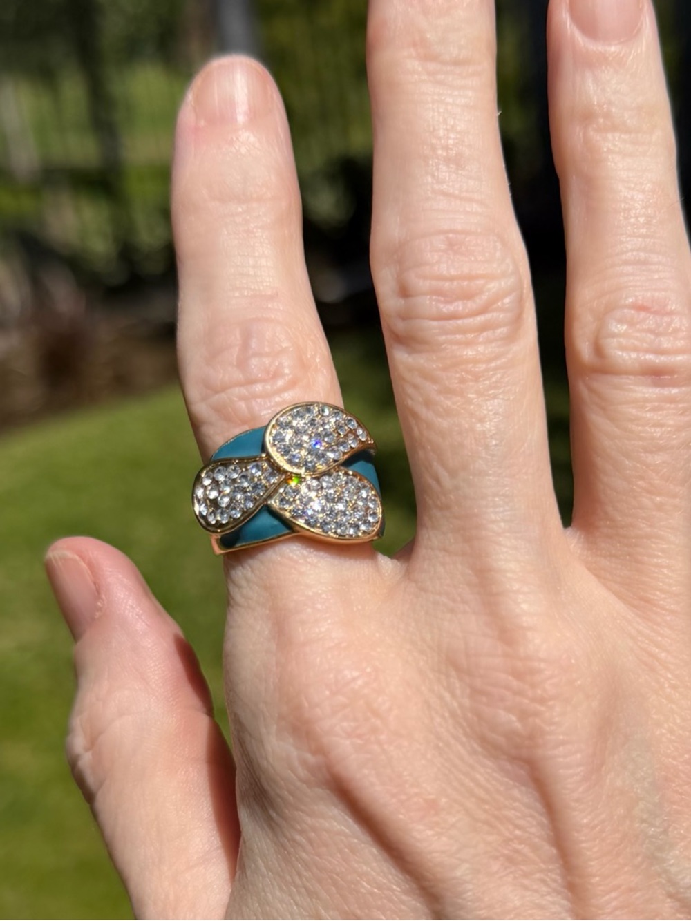 Crystal Flower Statement Ring in Turquoise and Gold Tone - Picture 2 of 6